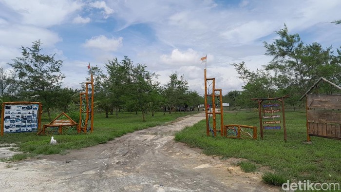 Tanjung Cemara Pangandaran.