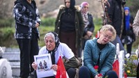 Satu tahun sudah berlalu sejak gempa berkekuatan 7,8 mengguncang bagian selatan dan tengah Turki, juga bagian utara dan barat Suriah, yang secara keseluruhan menewaskan hampir 60 ribu orang. (AP Photo/Metin Yoksu) 