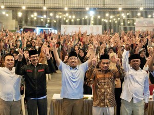 Ribuan Pendidik Lamongan Titip Dukungan untuk Prabowo-Gibran ke Gus Sadad