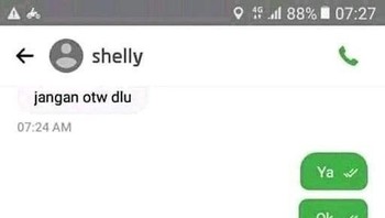 Mencari belalang dan kawan-kawan... Foto: Twitter