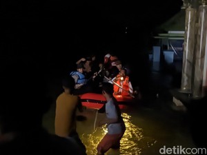 Tanggul Sungai Wulan Jebol, 1.000 KK Desa Undaan Lor Demak Kena Banjir