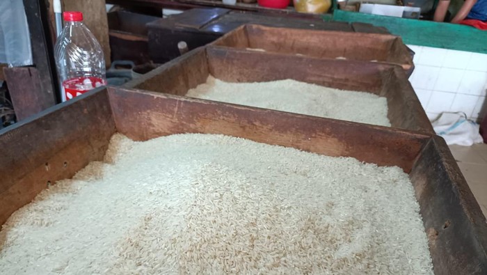 Harga beras makin mahal