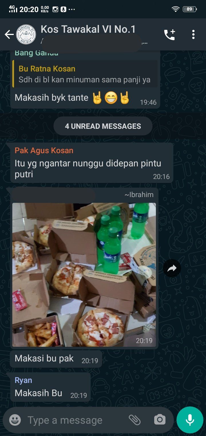 Dingin!  Pemilik Asrama Menyajikan Pizza untuk Semua Penghuni