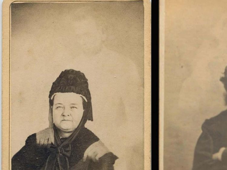 Karya Kontroversial Fotografer Roh, Abadikan Hantu dalam Foto