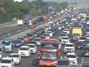 E-TLE Rekam 608 Kendaraan Langgar Ganjil Genap Mudik di Tol Cikampek