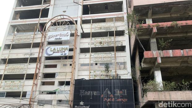 Kondisi terkini eks Perisai Plaza Medan. (Kartika Sari/detikSumut)