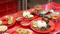 Bagi yang tertarik untuk mampir patokan Toko Makmur ini berada di bagian samping gedung Melawai Plaza. Foto: detikFood