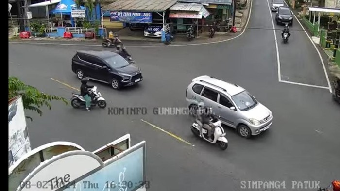 Tangkapan layar CCTV Gunungkidul Kamis (8/2/2024) puku; 16.30 WIB menunjukkan situasi lalu lintas di Jalan Jogja-Wonosari.