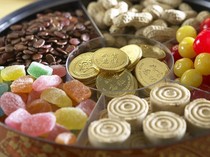 Ini Makna Aneka Manisan dalam Kotak Merah saat Imlek