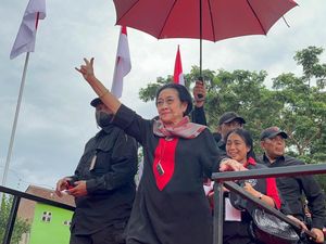 Megawati Minta Masyarakat Tak Pilih Pemimpin karena Dikasih Beras 10 Kg