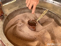 Slurpp! Kopi Turki Nikmat Ada di Toko Kopi Abah Dekat Stasiun Malang
