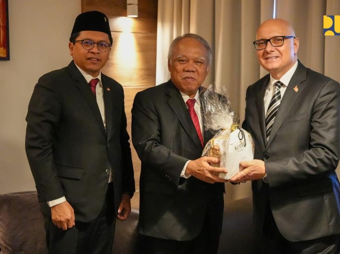 Menteri Pekerjaan Umum dan Perumahan Rakyat (PUPR) Basuki Hadimuljono melangsungkan kunjungan kerja ke Tunisia pada Selasa (6/2/2024) kemarin.