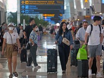 Libur Nataru, Penumpang di Bandara Soetta Diprediksi Tembus 180 Ribu/Hari