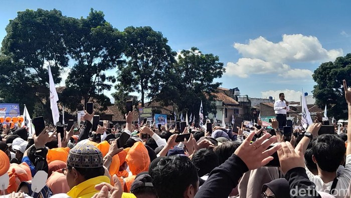 Suasana Kampanye Anies Baswedan di Garut, Kamis (8/2/2024).