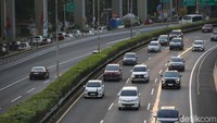 Libur panjang ini berkat cuti bersama yang dikeluarkan pemerintah pada Jumat (9/2).