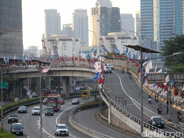 Tol Dalam Kota Lancar Saat Masa Libur Panjang