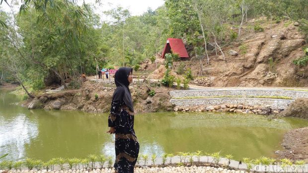 Wisata Embung Kayen, salah satu destinasi di bekas galian tambang C Trenggalek.
