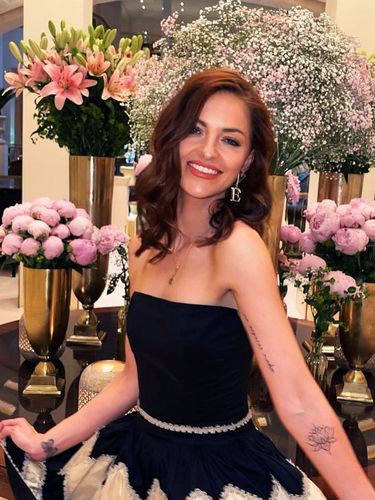 Putri Jerman Xenia Florence Gabriela Sophie Iris.