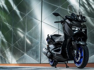 Sangar tapi Manis! Yamaha XMAX Punya Baju Baru
