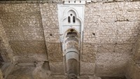 Masjid Utsman bin Affan salah satu dari 4 lokasi ekskavasi arkeologi. Pengumuman penemuan arkeologi ini merupakan bagian dari upaya Proyek Kebangkitan Jeddah yang Bersejarah, dan diluncurkan oleh Yang Mulia, Putra Mahkota Mohammed bin Salman bin Abdulaziz. Proyek Arkeologi bertujuan untuk melestarikan barang antik dan situs arkeologi nasional, mengungkap sejarah yang tertanam di tanah Kerajaan, dan mendukung Jeddah yang Bersejarah sebagai pusat budaya dan wisata untuk lebih mencapai Visi Saudi (2030). Foto: (Kementerian Kebudayaan Arab Saudi-Jeddah Historic District)