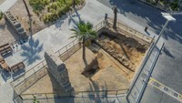 Selain itu, penelitian arsip internasional menghasilkan koleksi lebih dari 984 dokumen sejarah tentang Jeddah yang Bersejarah, termasuk peta dan gambar sejarah Tembok Kota Jeddah, Al-Shona, dan bagian lain dari Jeddah yang Bersejarah, yang sedang dipelajari secara menyeluruh dan penuh perhatian. Foto: (Kementerian Kebudayaan Arab Saudi-Jeddah Historic District)