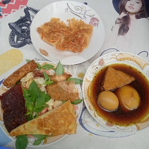 5 Spot Kuliner Enak di Sekitar Pasar Glodok, Ada Bakmi hingga Nasi Ulam