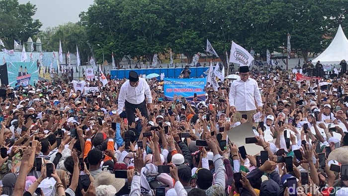 Anies dan Cak Imin di Pasuruan. (Mulia Budi/detikcom)