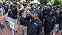Badan Pengawas Pemilu (Bawaslu) Semarang menyiagakan 4.800 petugas di 16 kecamatan untuk melakukan patroli pengawasan potensi-potensi kerawanan dan mengidentifikasi supaya tidak ada kegiatan yang mengandung unsur kampanye bersifat melanggar menjelang H-2 masa tenang Pemilu 2024.  