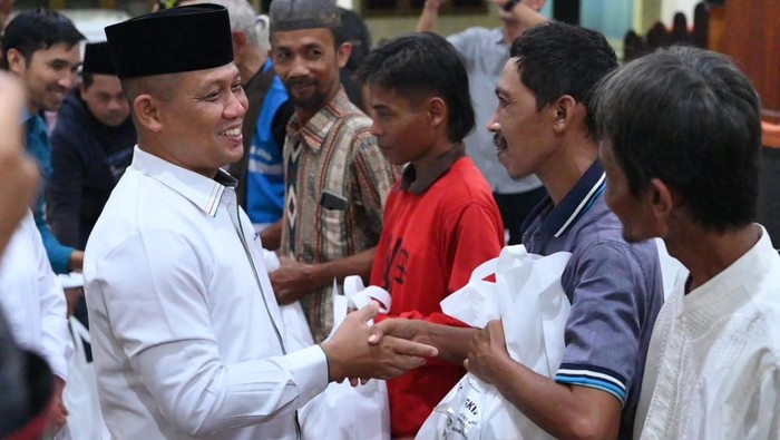 Bupati Kebumen Arif Sugiyanto