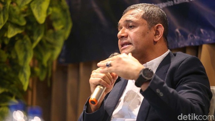 Diskusi Fenomena Infiltrasi Politisi Partisan di Kampus (kiri ke kanan) Fahri Bachmid, Abdul Chair Ramadhan, Margarito Kamis dan Andi Asrun saat menjadi pembicara dalam diskusi publik di Kawasan Cikini, Jakarta, Jumat (9/2/2024). Diskusi publik yang diselenggarakan oleh Persatuan Doktor Hukum Indonesia (PDHI) ini bertemakan Fenomena Infiltrasi Politisi di Kampus.