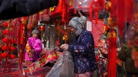 Dilansir dari BBC, tahun ini, lebih dari 1,5 miliar orang di seluruh dunia merayakan Tahun Baru Imlek. (AP Photo/Andy Wong)