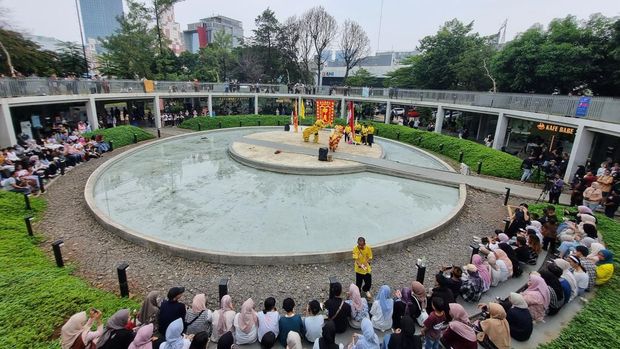 Imlekan di Taman Literasi