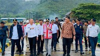 Usai dari Dumai, Menhub bertolak ke Pelabuhan Selat Lampa, Natuna, Provinsi Kepulauan Riau.   