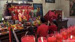 Sembahyang Tutup Tahun di Kelenteng Tjoe Tik Kiong Tulungagung Jelang Imlek