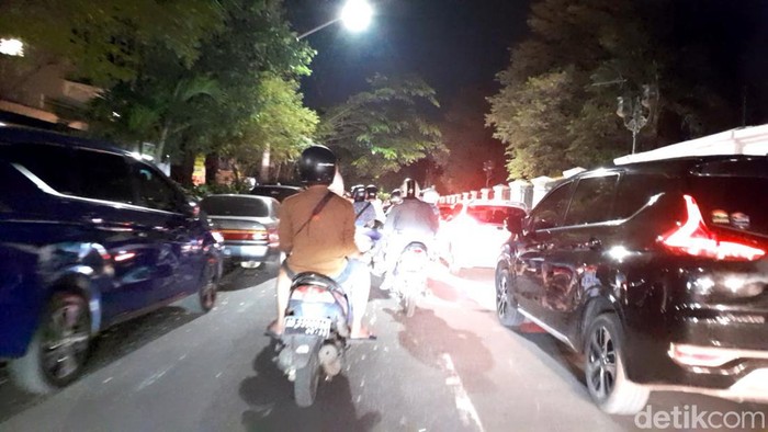 Kondisi lalu lintas di salah satu ruas jalan di Solo.