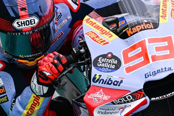 Gresini Racing MotoGPs Spanish rider Marc Marquez steers his bike during the third day of the pre-season MotoGP test at the Sepang International Circuit in Sepang on February 8, 2024. (Photo by Mohd RASFAN / AFP)