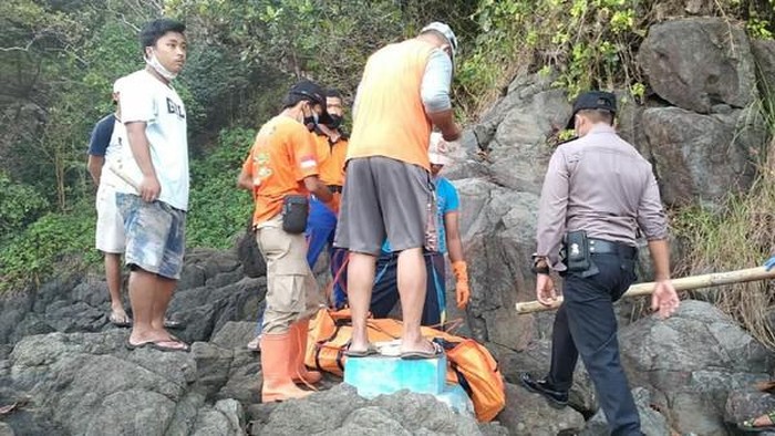 Pembunuhan dan pencabulan di Pacitan