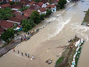 Tanggul Sungai Wulan Jebol, Ketinggian Banjir di Demak Capak 1 Meter