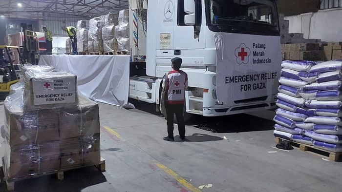 PMI Distribusi 32,5 Ton Bantuan dari Masyarakat RI untuk Pengungsi Gaza