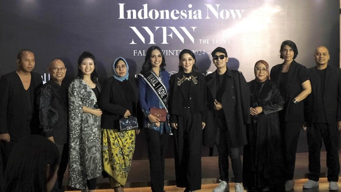 Saat Karya Lokal Mejeng di Industri Fashion Dunia Brand tas Indonesia Ende dengan kualitas premium, mengumumkan partisipasinya dalam New York Fashion Week 2024. Fashion show bergengsi ini akan berlangsung pada 10 Februari 2024.