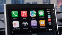 Selain itu, model anyar  ini juga mendapatkan layar instrumen full-digital 12,3 inci dan layar entertainment 10,1 inci yang mendukung fitur nirkabel Apple CarPlay dan Android Auto. Foto: Dok. Toyota Thailand