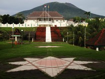 Wajah Baru Kedaton Kesultanan Ternate Setelah Direnovasi