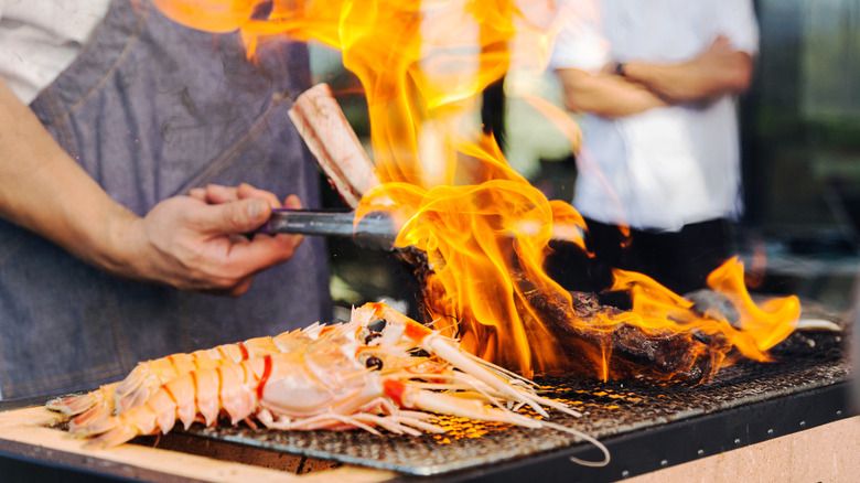 5 Hotel dengan Layanan Makan Terbaik, Bisa Custom Menu!