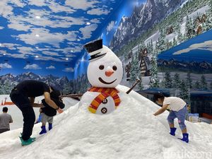 Wow! Trans Snow World Surabaya Diskon 50%, Yuk Main Salju Bareng Keluarga