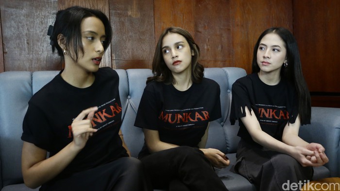 Pemeran film Munkar, Zara, Kaneishia dan Aruma berbagi cerita soal pengalaman mereka selama di lokasi syuting.