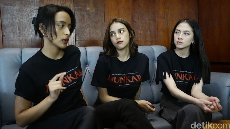 Pemeran film Munkar, Zara, Kaneishia dan Aruma berbagi cerita soal pengalaman mereka selama di lokasi syuting.