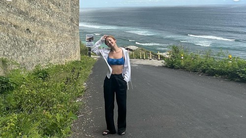 Hyoyeon SNSD liburan ke Bali