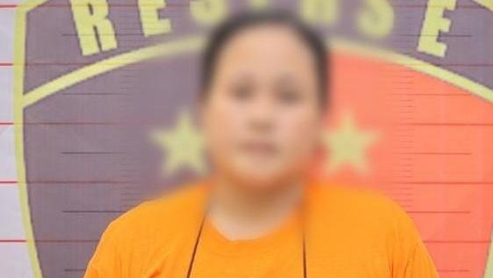 Janda mencuri sepeda motor pria kenalannya saat kencan di Simalungun (Dok. Polres Simalungun)