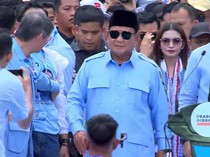Prabowo Masuki GBK Disambut Meriah Pendukung di Kampanye Akbar