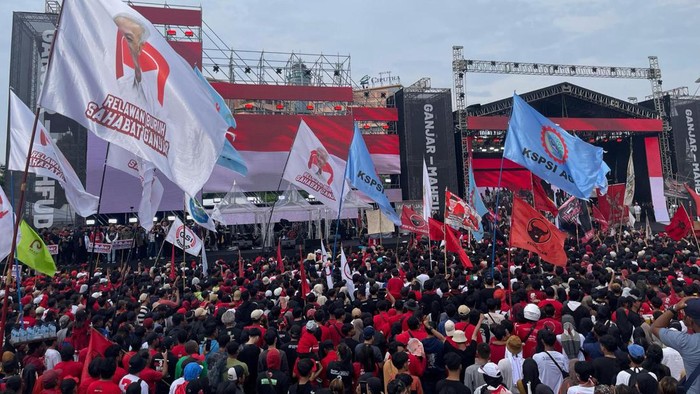 Kaum buruh hadiri kampanye akbar Ganjar-Mahfud
